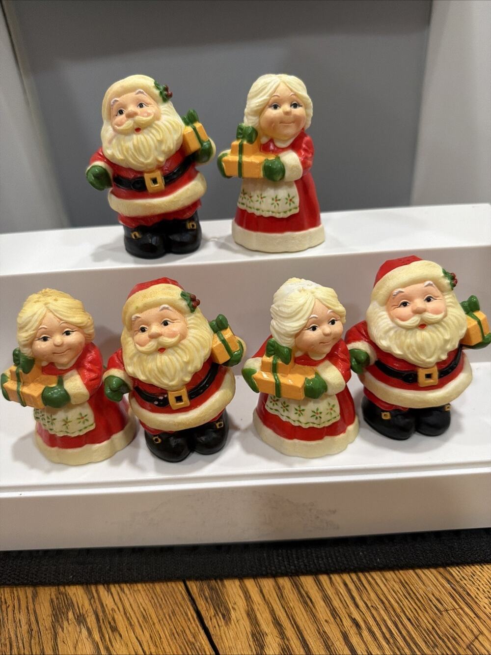 VTG Hallmark Santa Mrs Claus 80s Salt Pepper Shakers Christmas Lot (3sets)
